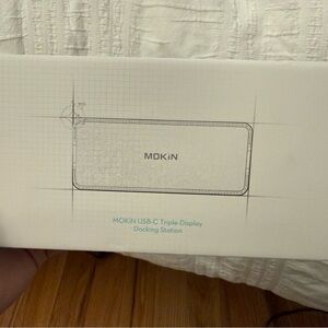 USB-C Triple-Display Docking Station - Black